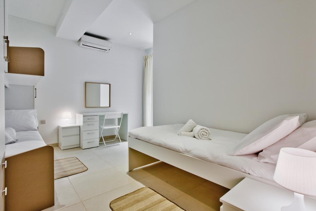 Bright And Central 2 Bedroom Apartment In Σλιέμα Εξωτερικό φωτογραφία